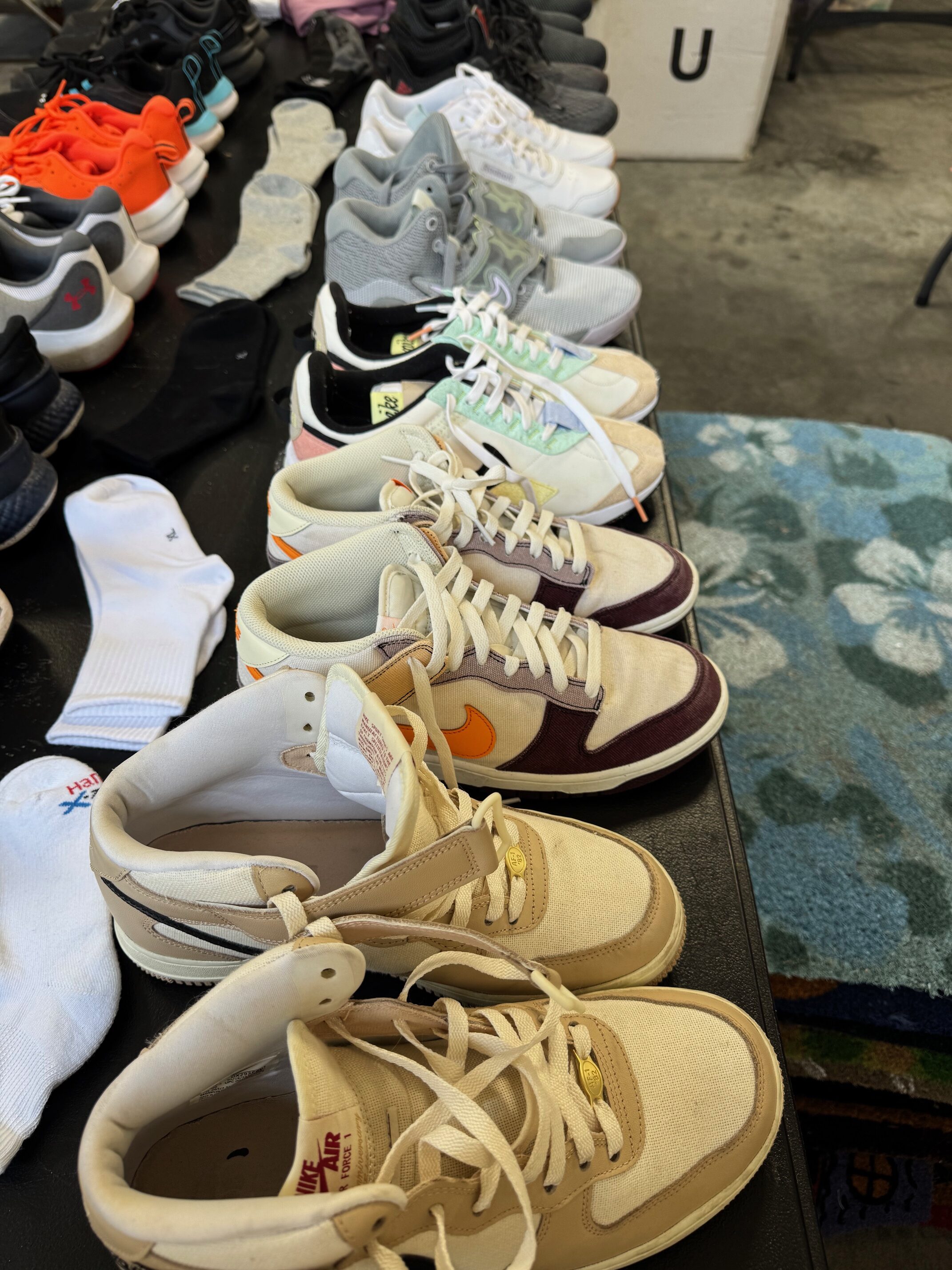 Garage sale photo 2
